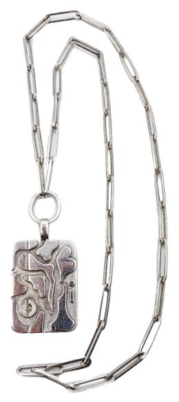 53 - COLLAR LARGO DE PLATA