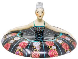 77  -  FIGURA EN PORCELANA DE LOS AÑOS 30
