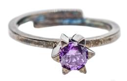 52 - ANILLO SOLITARIO CON SWAROVSKI