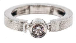 49 - ANILLO SOLITARIO CON CIRCONITA