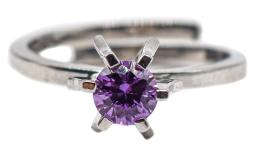 54 - ANILLO SOLITARIO CON SWAROVSKI
