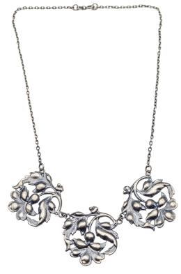 115 - COLLAR GARGANTILLA DE PLATA