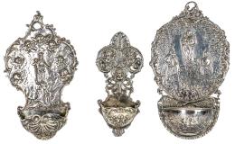 1097 - TRES BENDITERAS EN PLATA DE LA PRIMERA MITAD DEL S.XX