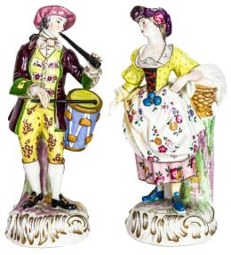 946  -  PAREJA DE FIGURAS DE PRINCIPIOS DEL S.XX