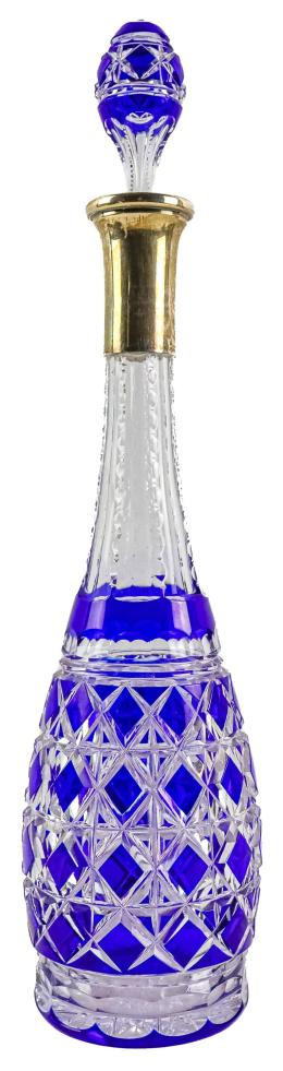 12  -  BOTELLA LICORERA DE MEDIADOS DEL S.XX