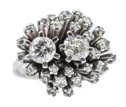 332  -  SORTIJA CON DIAMANTES DE LOS AÑOS 50