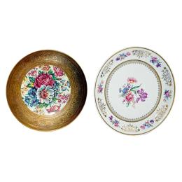 546 - DOS PLATOS DE PORCELANA ALEMANA DE MEDIADOS DEL SIGLO XX