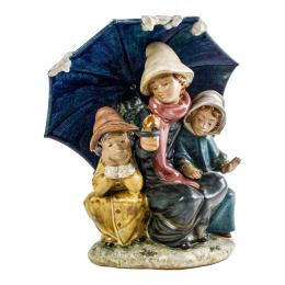 563 - GRUPO DE PORCELANA  LLADRÓ DEL ÚLTIMO CUARTO DE S. XX 