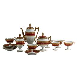 471 - JUEGO DE TE EN PORCELANA DE LIMOGES SEGUNDO TERCIO S. XX