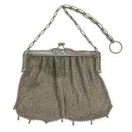 668  -  BOLSO DE MALLA EN PLATA DEL PRIMER TERCIO DE S. XX