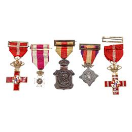 376 - COLECCIÓN DE MEDALLAS DE PPS. DEL S.XX