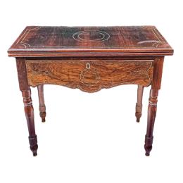 323  -  MESA DE JUEGO ISABELINA DEL ÚLTIMO TERCIO DE SIGLO XIX