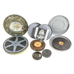 587 - CUATRO ROLLOS DE PELÍCULAS DE LA SEGUNDA MITAD DE SIGLO XX
