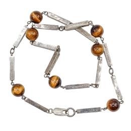 114  -  COLLAR LARGO DE PLATA CON CUENTAS DE OJO DE TIGRE