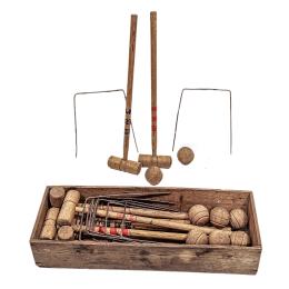 198  -  JUEGO DE CROQUET DE MEDIADOS DEL S.XX