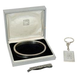 191 - CONJUNTO DE PIEZAS DE PLATA DE MEDIADOS DE S. XX