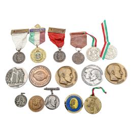 547 - COLECCIÓN DE MEDALLAS DEL S.XX