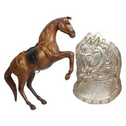 624 - CABALLO Y BANDEJA, DE LOS AÑOS 60