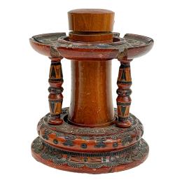 521 - SOPORTE PARA PIPAS CON TABAQUERA, DE LOS AÑOS 60