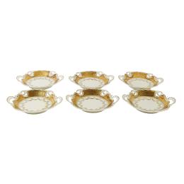 692  -  SEIS PLATOS DE APERITIVO DE PORCELANA  DE MEDIADOS S. XX