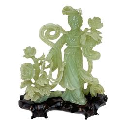 443 - FIGURA ORIENTAL EN JADE JADEITA DE LA SEGUNDA MITAD DE S. XX