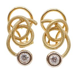 239 - PENDIENTES CON BRILLANTES DE CAPARROS