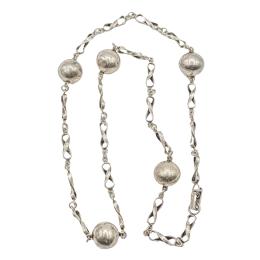166 - COLLAR CON BOLAS DE PLATA