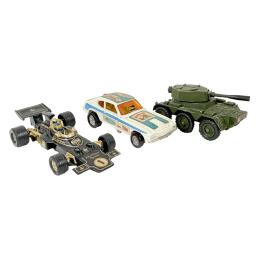 104  -  TRES COCHES CORGI TOYS