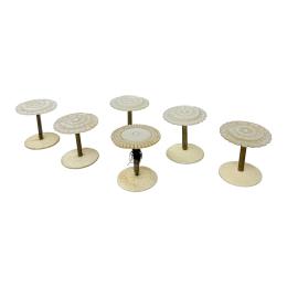 990  -  CONJUNTO DE SOPORTES PARA HILO DE COSTURA DE FINALES S.XIX