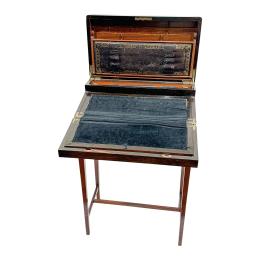315 - CAJA ESCRITORIO DE VIAJE INGLESA DE SEGUNDA MITAD S. XIX