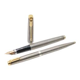 484 - PLUMA ESTILOGRÁFICA Y BOLÍGRAFO PARKER