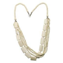 135 - COLLAR LARGO DE HUESO