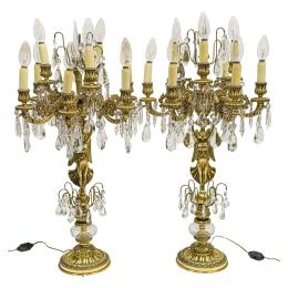 252  -  PAREJA DE CANDELABROS FINALES SIGLO XIX
