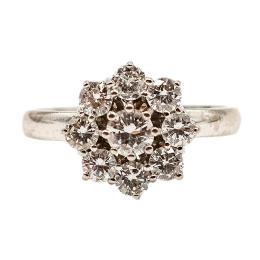 28  -  ANILLO ROSETÓN CON BRILLANTES