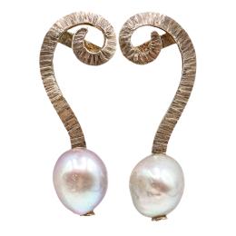 96  -  PENDIENTES LARGOS DE PLATA CON PERLAS