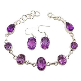 122  -  PULSERA Y PENDIENTES CON AMATISTAS
