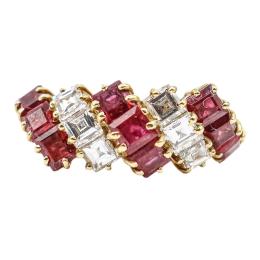 80  -  ANILLO CON DIAMANTES Y RUBÍES