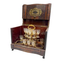 1060 - CAJA LICORERA NAPOLEÓN III DEL ÚLTIMO TERCIO SIGLO XIX 