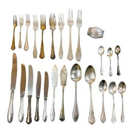 865 - CONJUNTO DE CUBIERTOS DE PLATA DE LA PRIMERA MITAD DE S. XX