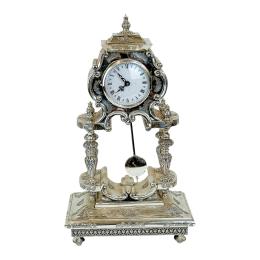 892 - GRAN RELOJ DE SOBREMESA EN PLATA DE LOS AÑOS 70