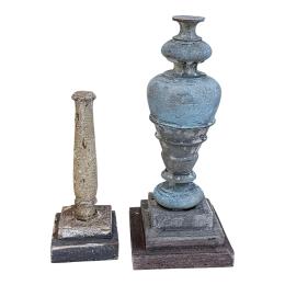 1000 - DOS COLUMNAS DE MADERA DEL ÚLTIMO CUARTO DE SIGLO XX