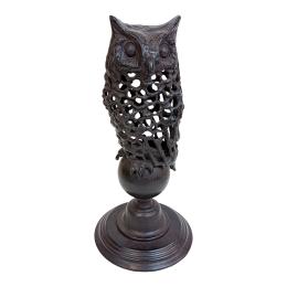 1010 - FIGURA DE BUHO DEL ÚLTIMO CUARTO DE SIGLO XX