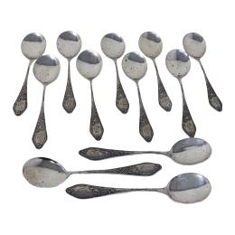 864 - CONJUNTO DE 12 CUCHARITAS DE HELADO EN PLATA DE PPS. S.XX