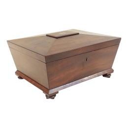 1052 - CAJA INGLESA DE MEDIADOS DEL S.XIX