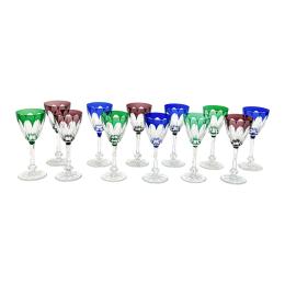 23 - CONJUNTO DE COPAS DE VINO MEDIADOS S.XX
