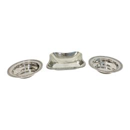 728 - TRES CENTROS DE MESA EN PLATA DE MEDIADOS DEL S.XX