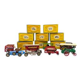 410 - OCHO COCHES "LESNEY" DE FINALES DEL S.XX