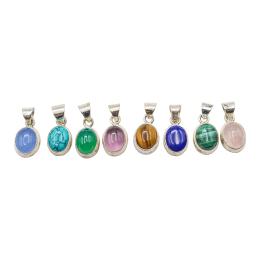 73 - COLECCIÓN DE OCHO COLGANTES CON PIEDRAS NATURALES