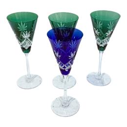 30 - CONJUNTO DE CUATRO COPAS DE CRISTAL MEDIADOS DE SIGLO XX
