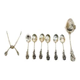 1000 - CONJUNTO DE PIEZAS DE PLATA DE MEDIADOS DE SIGLO XX